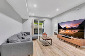 Luxurious 3BR 3BA Retreat in LA